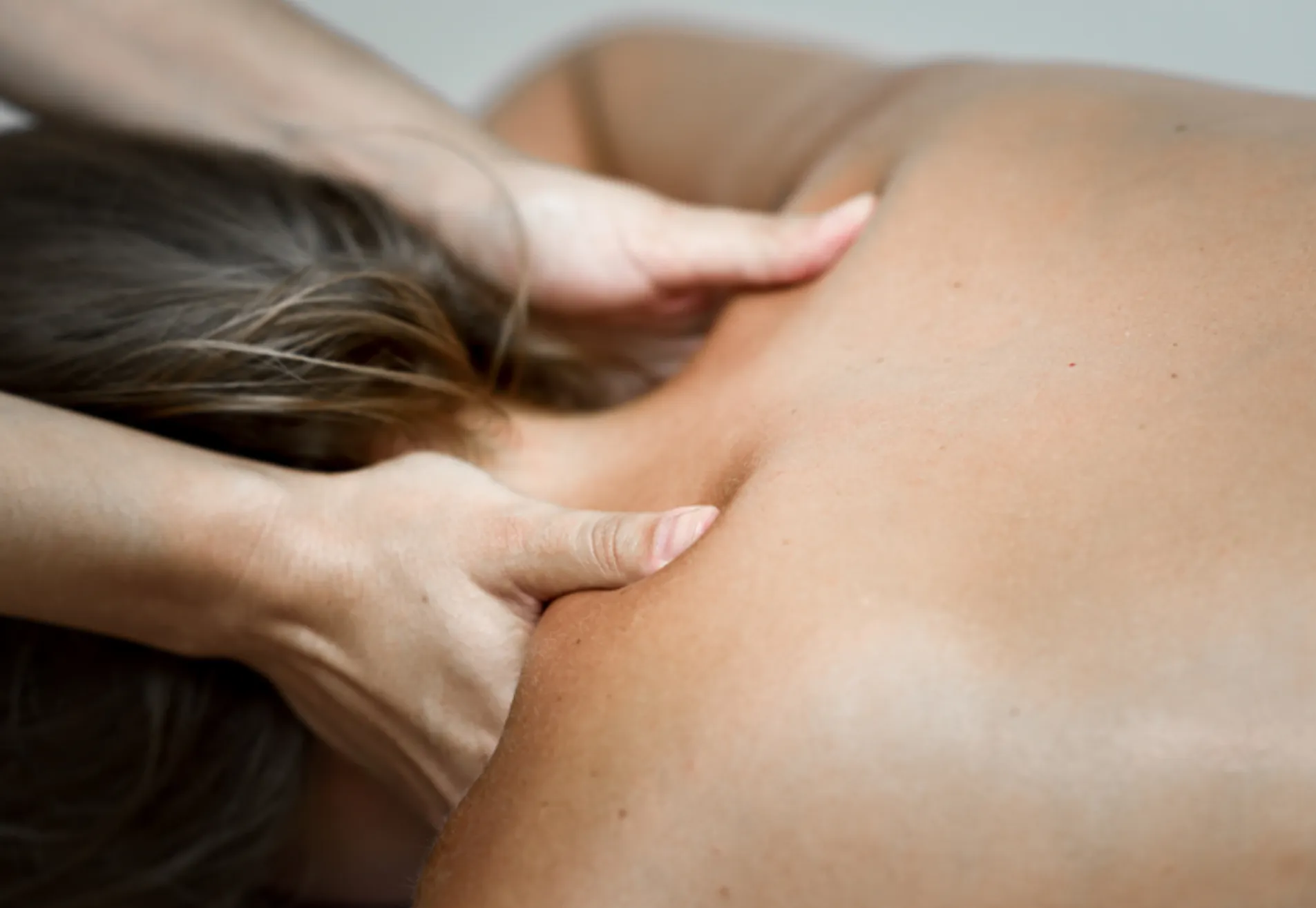 Rug-, schouder- en nekmassage 30 minuten of 45 minuten