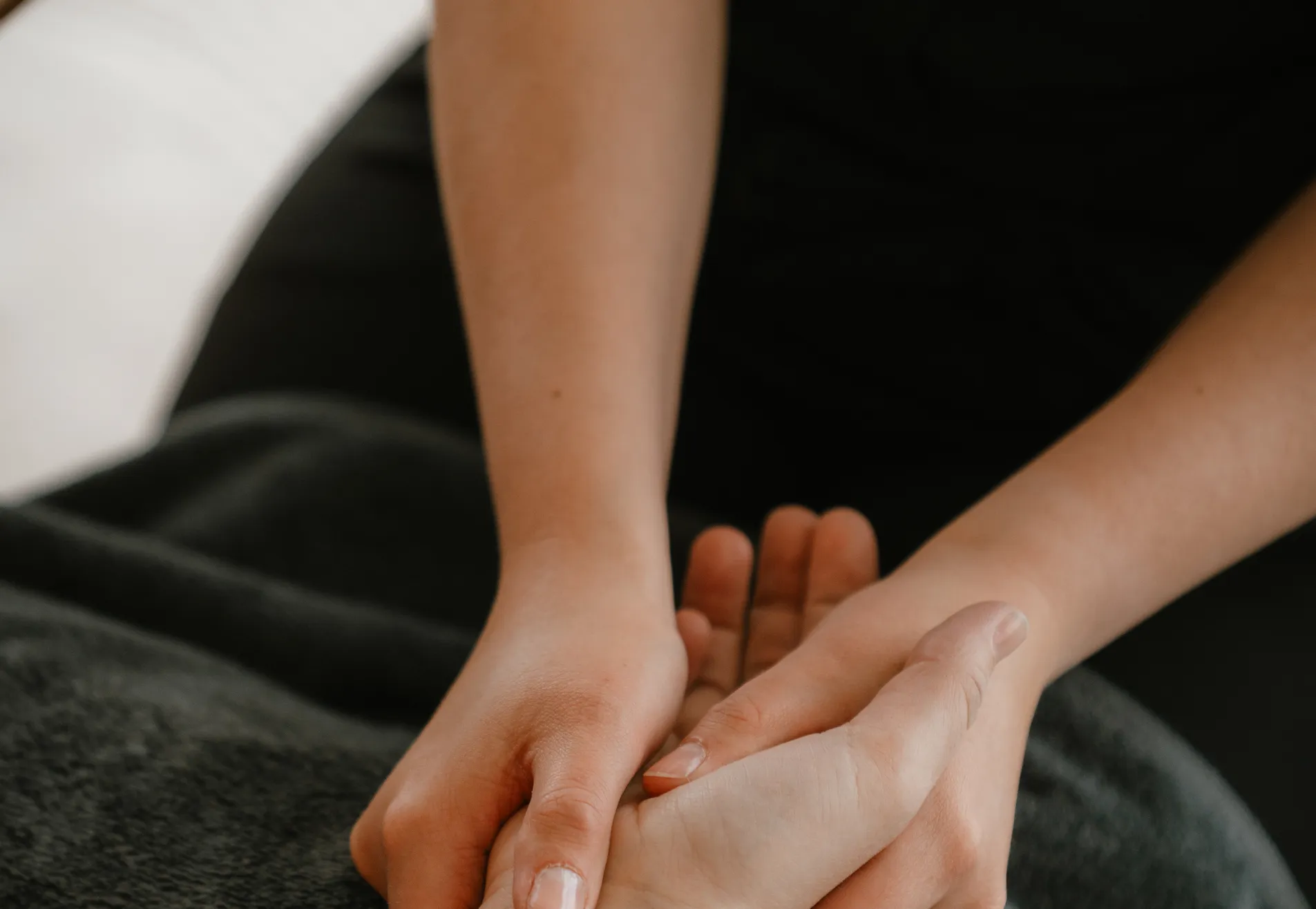 Handmassage 30min. op locatie