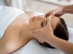 Gezichts- en hoofdmassage 45 of 60 minuten