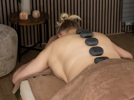 Hotstone massage – 60 minuten